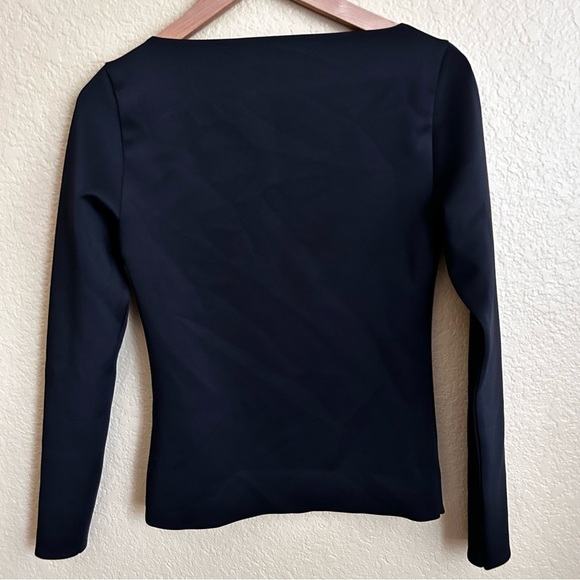 Abercrombie & Fitch Seamless Matte Long Sleeve Top - Picture 3 of 9